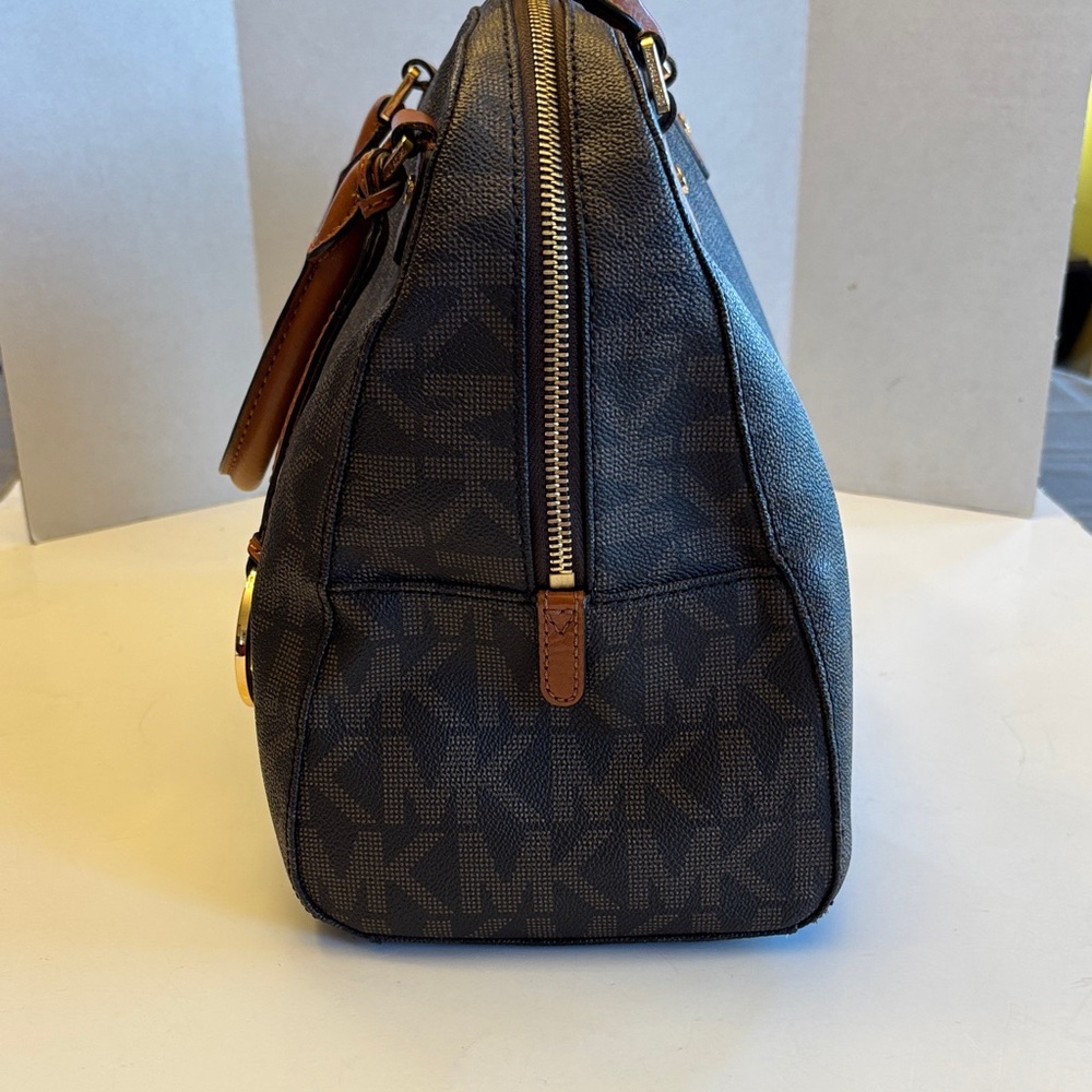Michael Kors Logo Satchel NO CALL OUTS 13” x 10” x 6” Deep - Picture 3 of 10